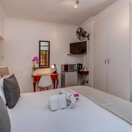The Dorr Guest House Sandton Zewnętrze zdjęcie